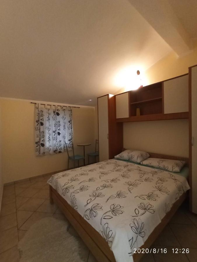 Apartmani Lun Vir Kültér fotó